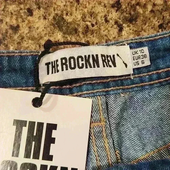 Boohoo Women's The Rockin Rev Sophie High Waisted Knee Rip Mom Jeans NEW NWT - Picture 5 of 10